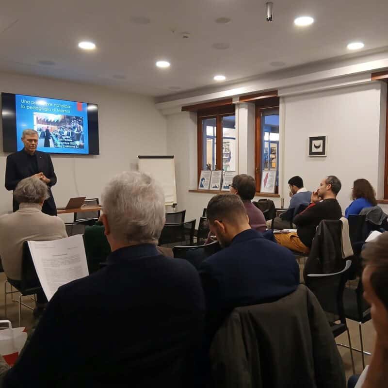 Momento di sosta per gli insegnanti alla Fondazione Carlo Maria Martini